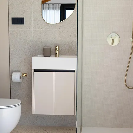 Vice Versa By The Sea