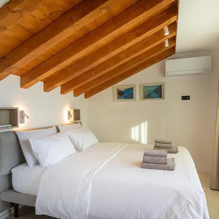 Appartamento Vice Versa By The Sea *