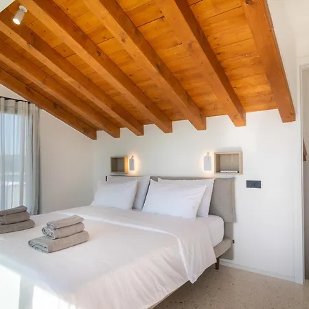 Apartment Vice Versa By The Sea