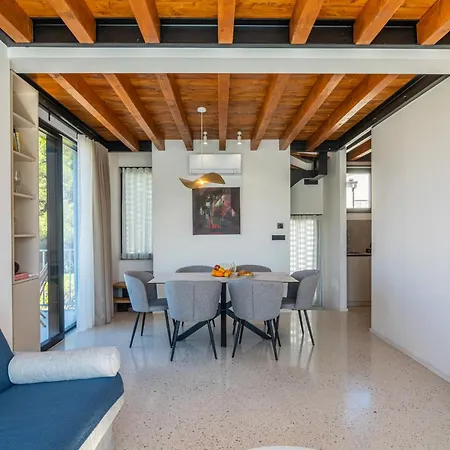 Vice Versa By The Sea Apartamento Punat