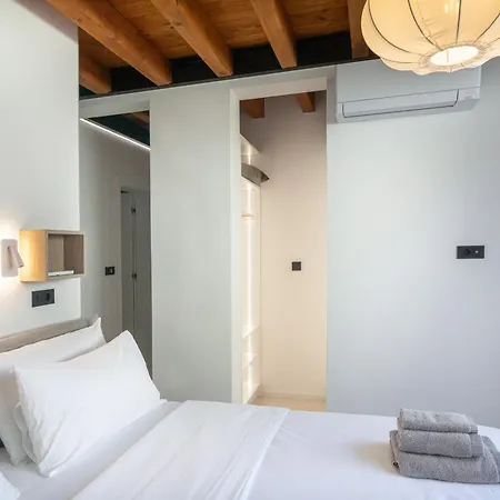 Vice Versa By The Sea بونات