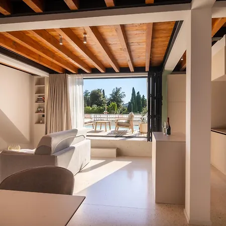 Apartman Vice Versa By The Sea *