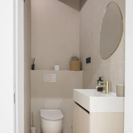 Vice Versa By The Sea Apartman