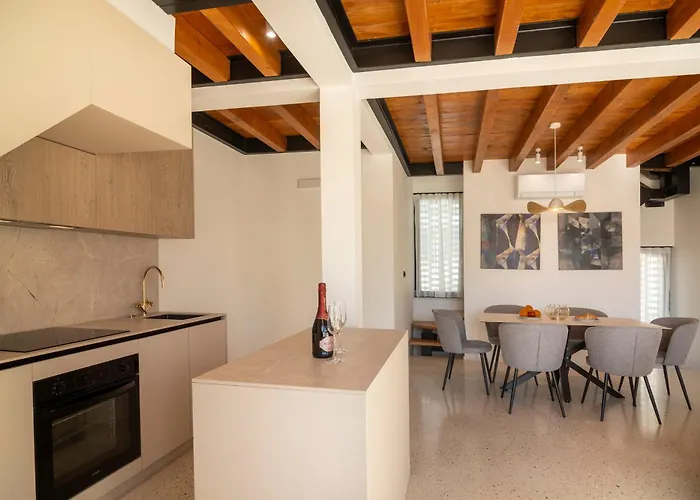 Lägenhet Vice Versa By The Sea *